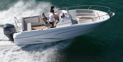 Location Bateau à moteur Jeanneau Cap Camarat 7.5 Cc Piriac-sur-Mer