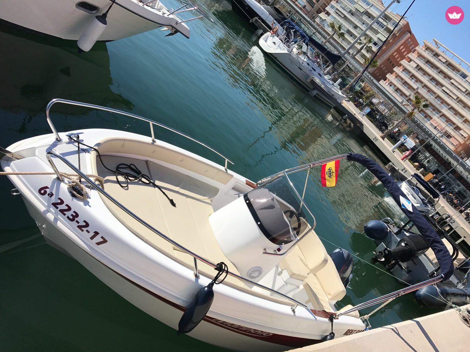 Bateau sans permis Marinello FISHERMAN 16 2 15cv