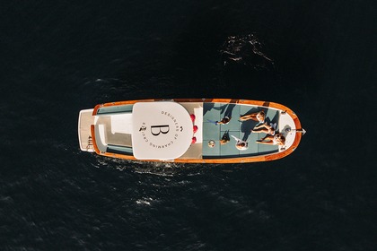 Hire Motorboat FPJ SRL GOZZO FERRARA 100 Amalfi