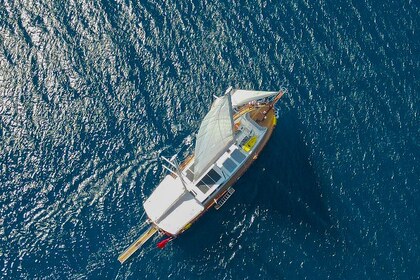 D420 Deluxury Gulet Yacht For 8 People