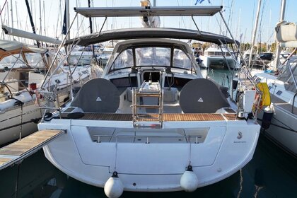 Hyra båt Segelbåt Beneteau Oceanis 48 Laurion