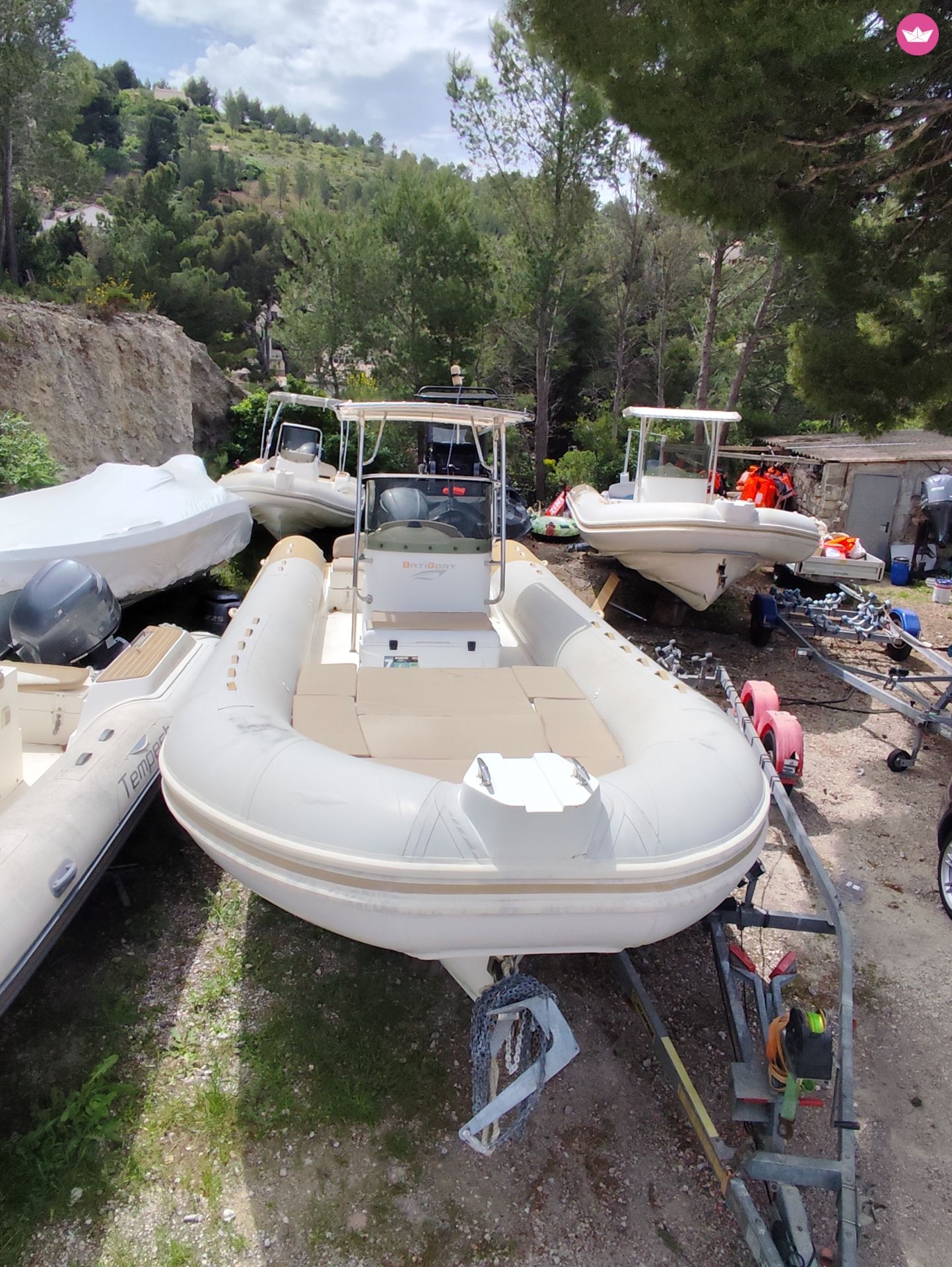 Semi-rigide Capelli Tempest 900 300cv 2