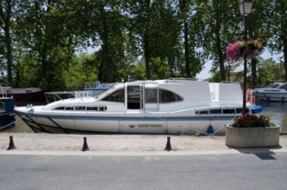 Location Péniche Haines Marine 38 Lagarde