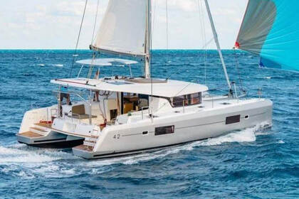Hire Catamaran  Lagoon 42 Lefkada