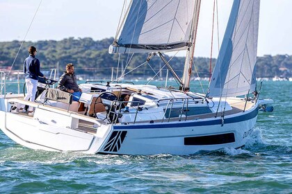 Hyra båt Segelbåt Dufour Yachts Dufour 37 - 2 cab. Biograd na Moru