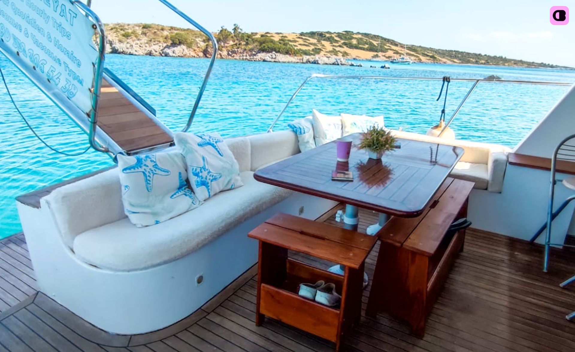 Yacht Gurmeyat by Zar 150cv 5