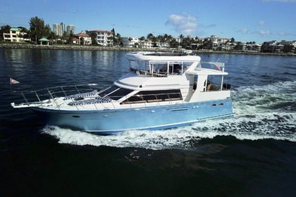 Hire Motor yacht Jefferson Rivana SE Lake Park