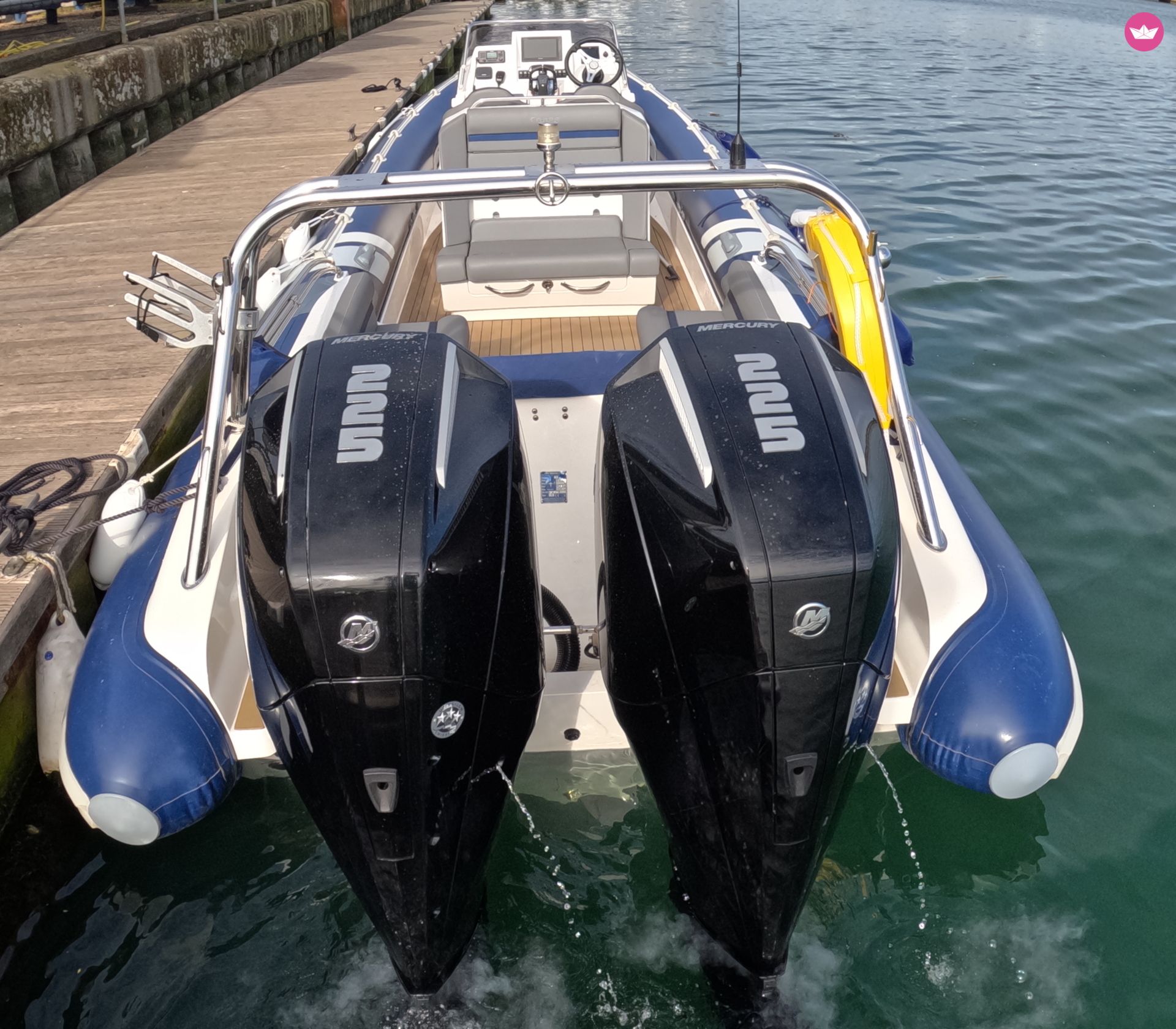 Semi-rigide Cobra 8.7 450cv 3