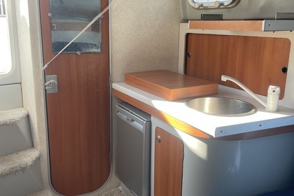 Location Bateau à moteur Jeanneau Yarding 27 Pointe-Rouge