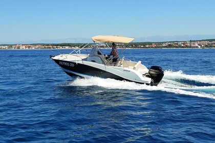 Miete Motorboot Quicksilver Activ 605 Sundeck Zadar