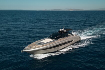 Charter Motorboat Riva Vertigo 63 Laurium