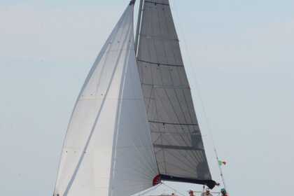 Hire Sailboat Jeanneau SUN ODYSSEY 26 Bisceglie