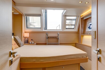 ROYAL DESTINY LAGOON 620