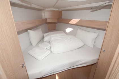 AHOYSAILOR BAVARIA 34 CRUISE STYLE