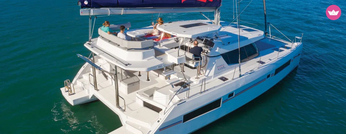 Catamaran Moorings 4500L/10 13m 3