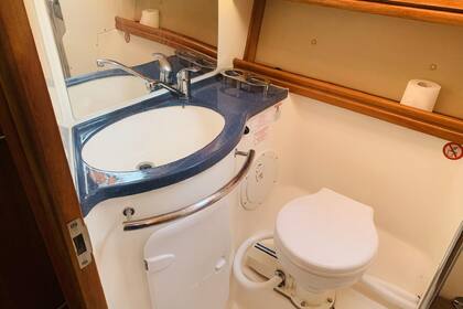 Ενοικίαση Ιστιοπλοϊκό σκάφος Bavaria 42 Σαλαμίνα