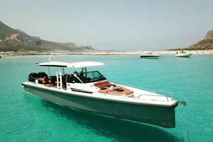 Hire Motorboat Axopar 37 Chania