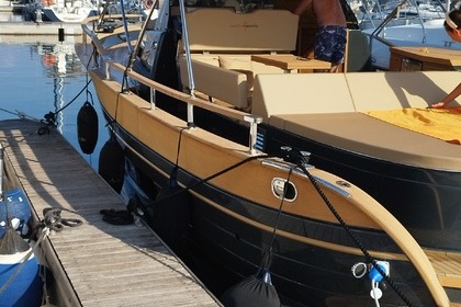 Чартер Моторная яхта Positano 38 Gozzo Салерно
