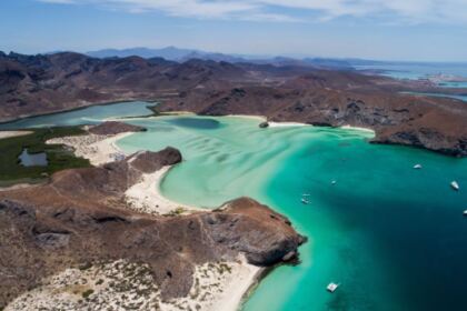 The Most Affordable Luxury Yacht in La Paz