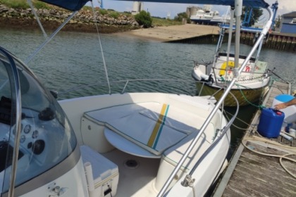 beneteau flyer 660