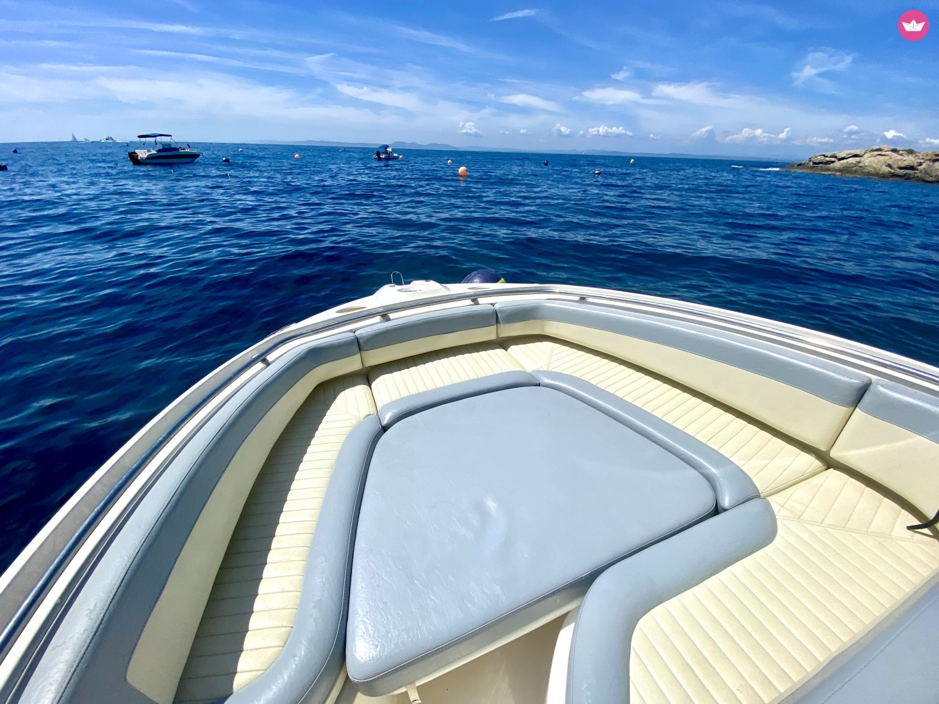 Bateau à moteur Rio 650 sol 150cv 7