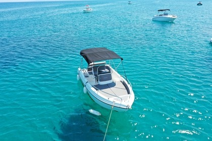 Ενοικίαση Μηχανοκίνητο σκάφος Karel Paxos 170 Λατσί