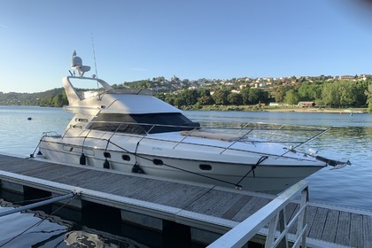 Charter Motorboat FAIRLINE Phantom 41 Porto
