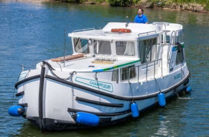 Location Péniche Pénichette 1020 Scey-sur-Saône-et-Saint-Albin