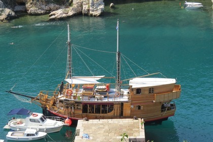 Charter Motor yacht Custom build Pirates Ship Crikvenica