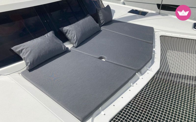 Catamaran Fountaine Pajot ISLA 40 (4 CAB + 1 / 4 SDB) 11m 7