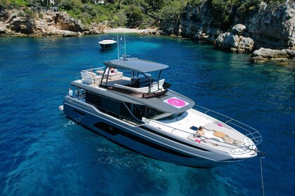 Rental Motor yacht Prestige X 60 Juan les Pins