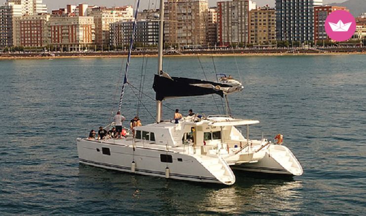 Catamaran LAGOON 440 13.61m