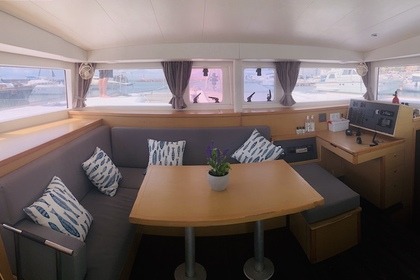 Catamaran Lagoon 400 REFIT 2024