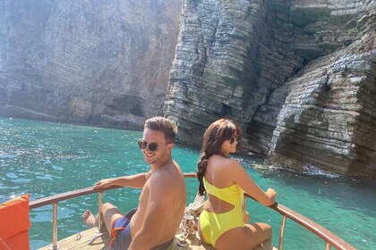 All Inclusive Offer / Unique Handcrafted Vessel