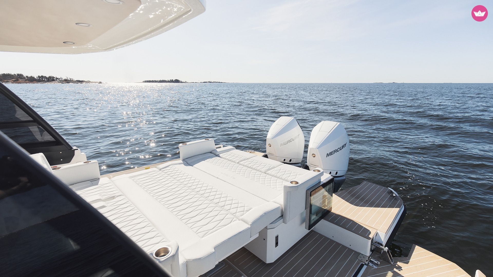 Bateau à moteur saxdor 320 GTO 600cv 4