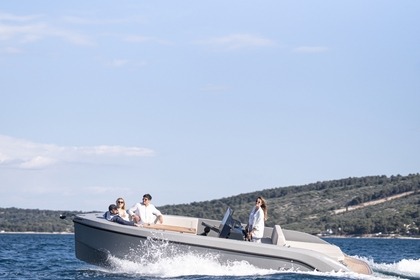 Hire Motorboat RAND Play 24 Sirmione