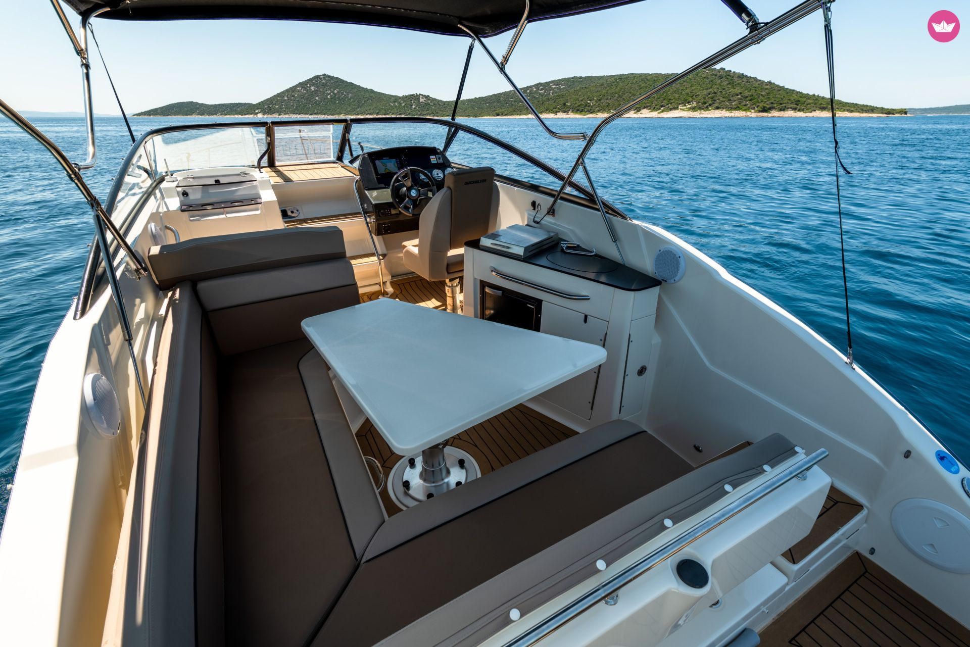 Bateau à moteur Quicksilver Activ 805 Sundeck 200cv 5