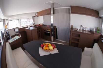 Charter Catamaran  Lagoon 42 (4 dbl / 1 single ) Skopelos