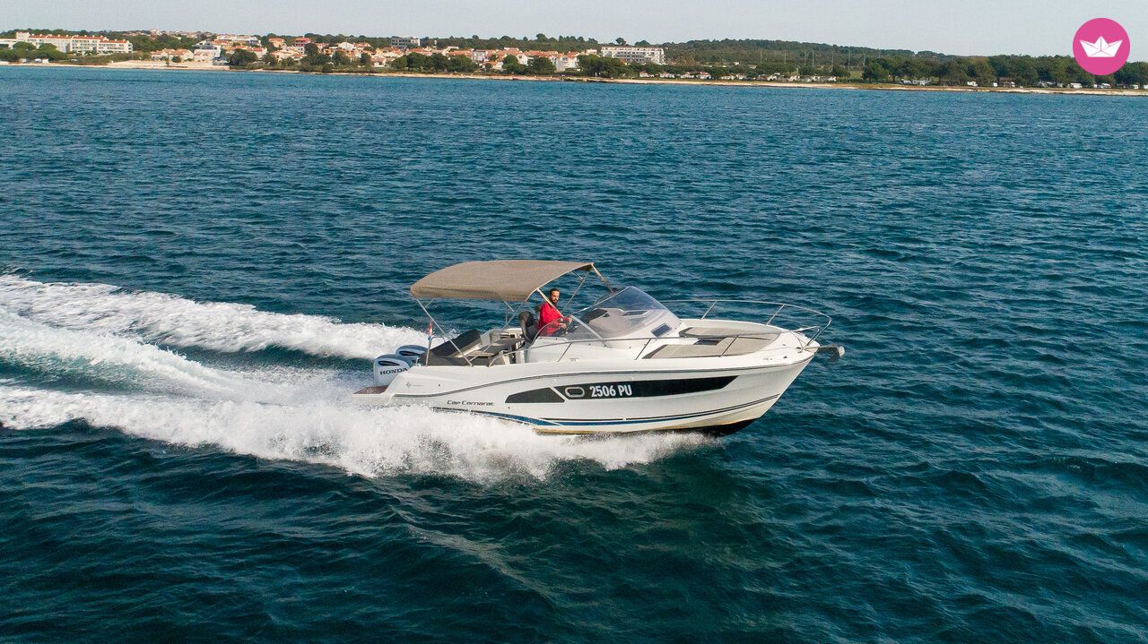 Bateau à moteur Jeanneau Cap Camarat 9.0 WA 500cv 3