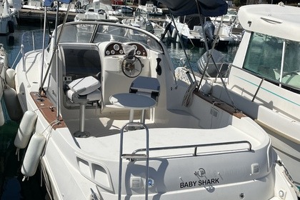 Location Bateau à moteur Location à l'heure Quicksilver 650 Cruiser Calvi