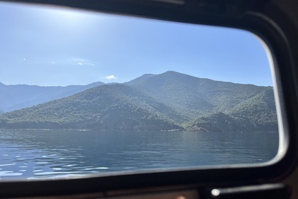 Lagoon 450 S  Fox One