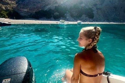 Private Boat Trip - Charter  Can Picafort ·