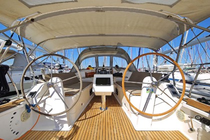 Noleggio Barca a vela Bavaria Bavaria Cruiser 37 Marina Hramina