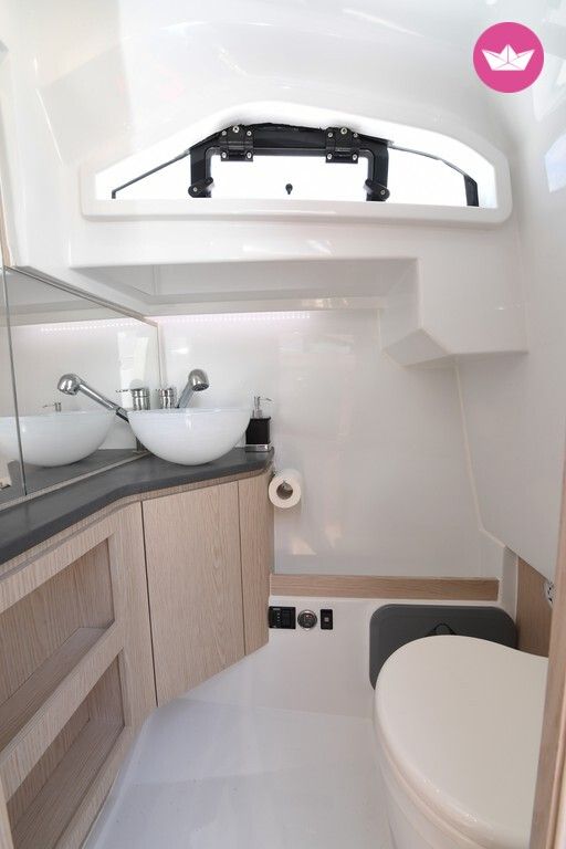 Bateau à moteur BMA X277 3