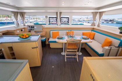 Rental Catamaran Lagoon-Bénéteau Lagoon 450 F - 4 + 2 cab. Brač