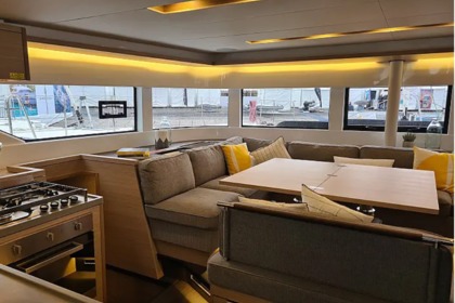 Hire Catamaran  Lagoon 51 Pireas