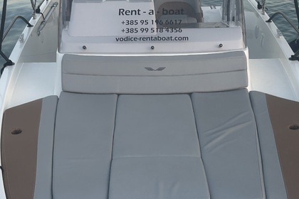 Hire Motorboat Beneteau Flyer 7 Vodice