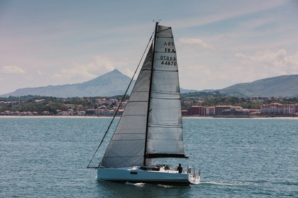 Sail Sebastian. Fast cruising tours. Pogo 36.