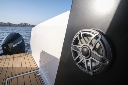 Hire Motorboat KATTUM K30 Torrevieja