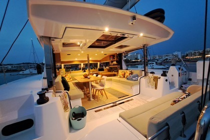 Catamaran Bali Catsmart DORTOKA